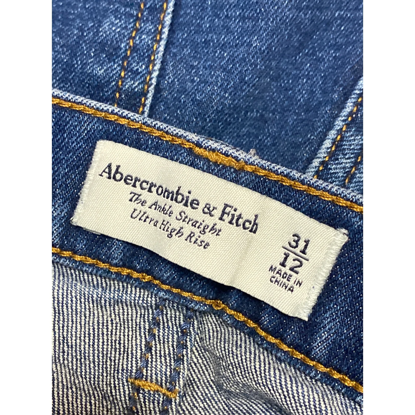 Abercrombie & Fitch Ankle Straight Blue Ultra High Rise Straight Denim Jeans 31 - Image 3