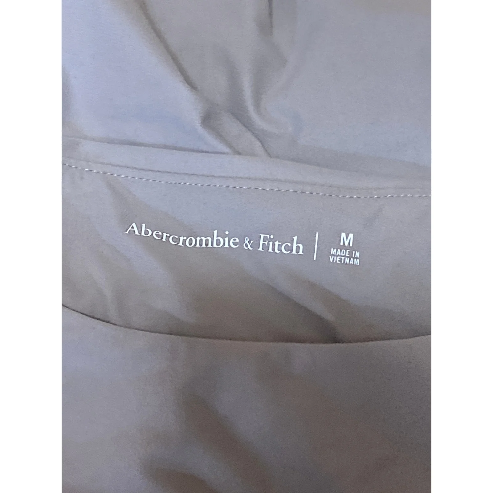 Abercrombie & Fitch Beige Tan Crewneck Short Sleeve Slim Tee T-shirt Top Size M - Image 4