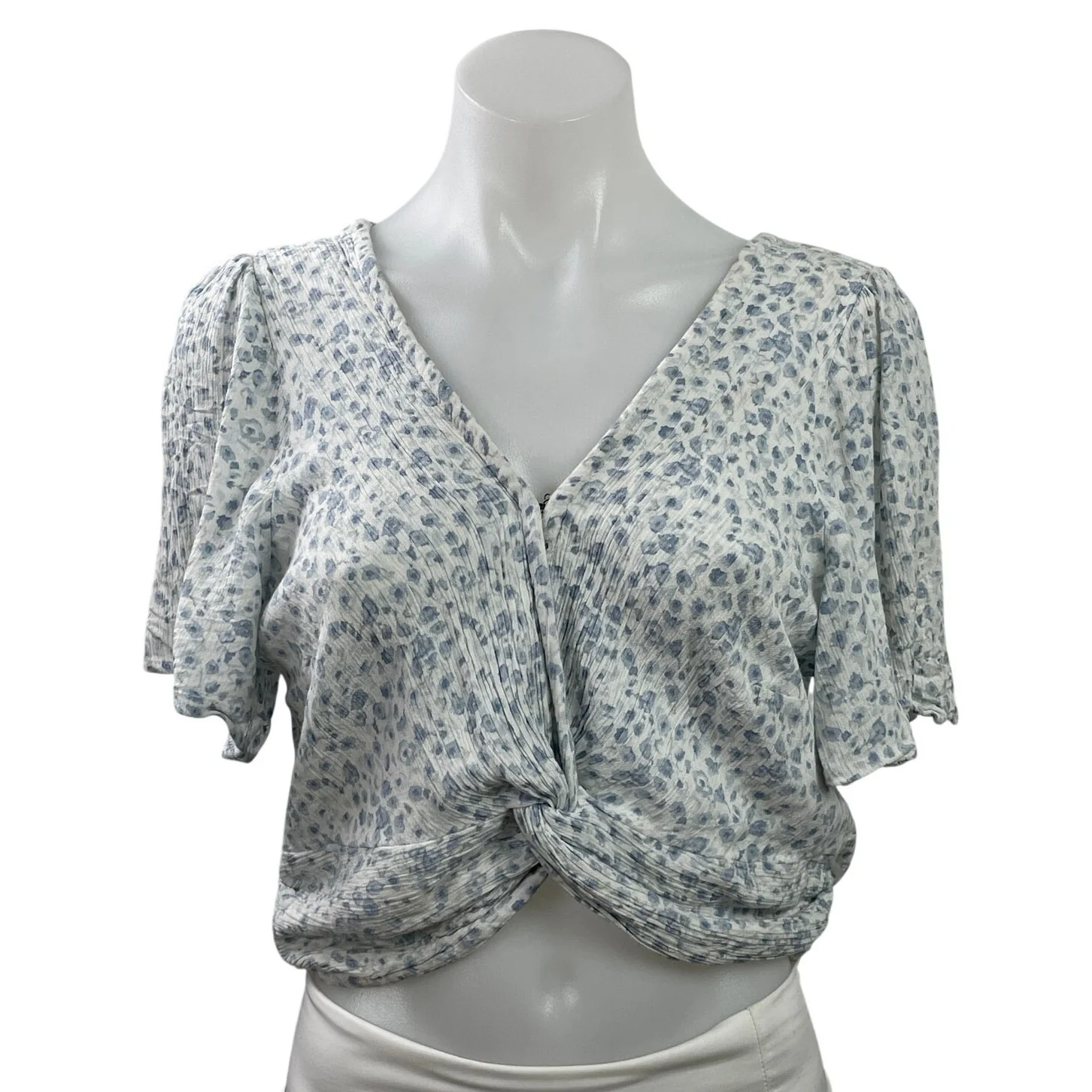 Abercrombie & Fitch Blue Floral Short Sleeve VNeck Twist Front Crop Blouse Top L