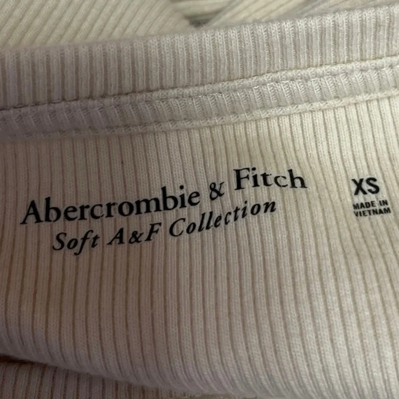 Abercrombie & Fitch Cream Ribbed Knit Crew Neck Long Sleeve Bodysuit Top Size XS - Image 4