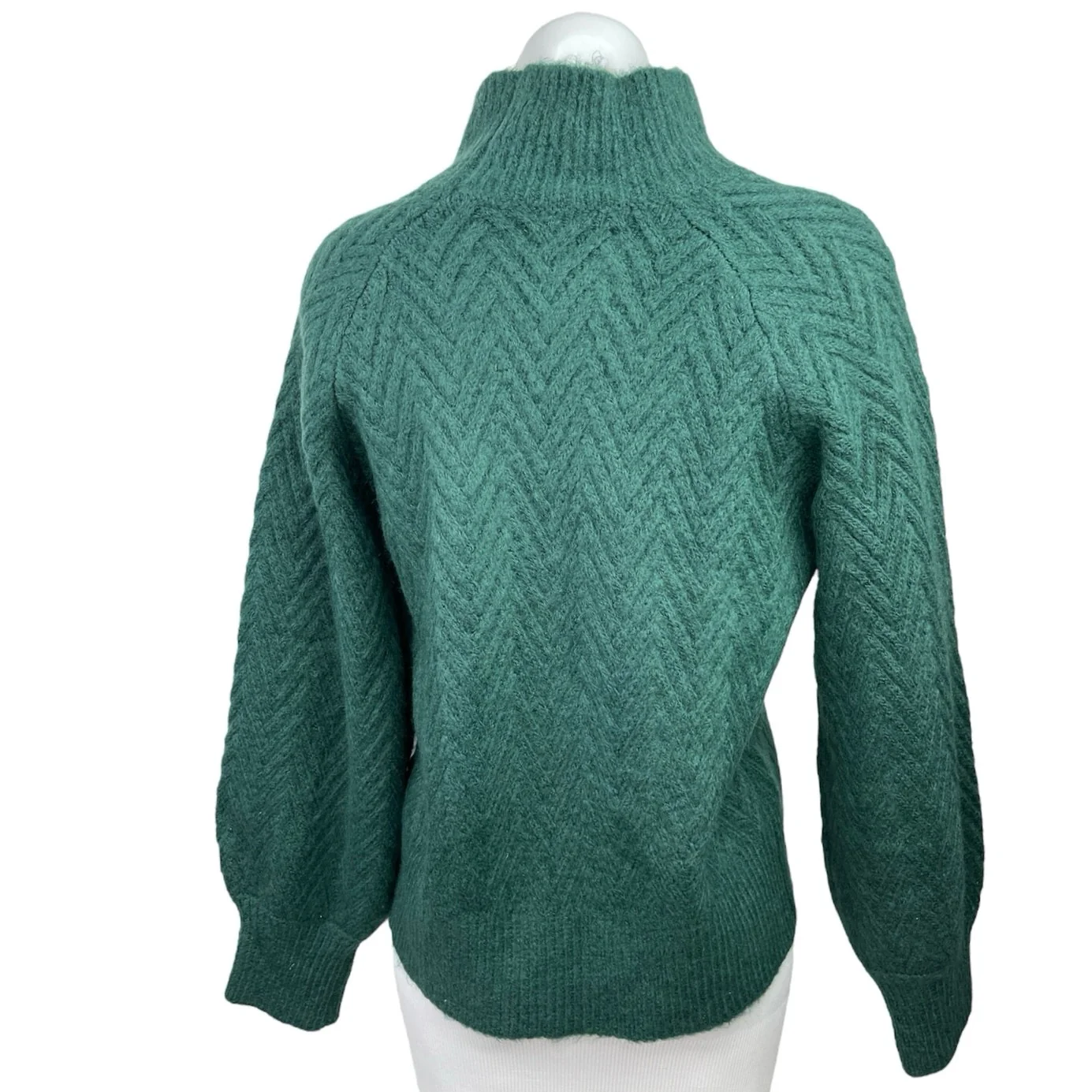Abercrombie & Fitch Green Turtle Neck Balloon Sleeve Chevron Sweater Top Size XS - Image 2