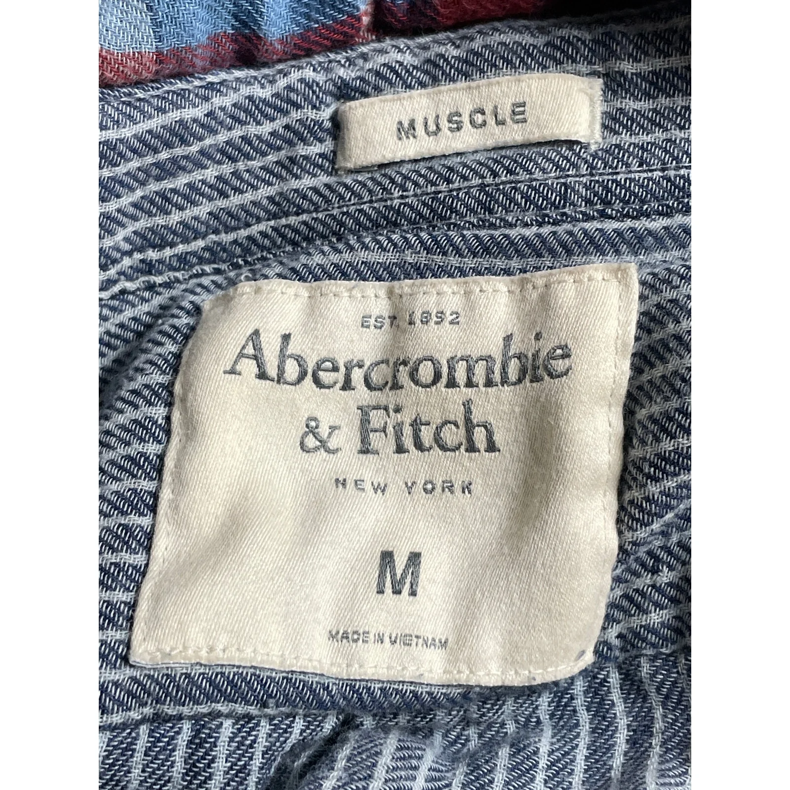 Abercrombie & Fitch Muscle Blue Long Sleeve Casual Button Down Shirt Top Size M - Image 5