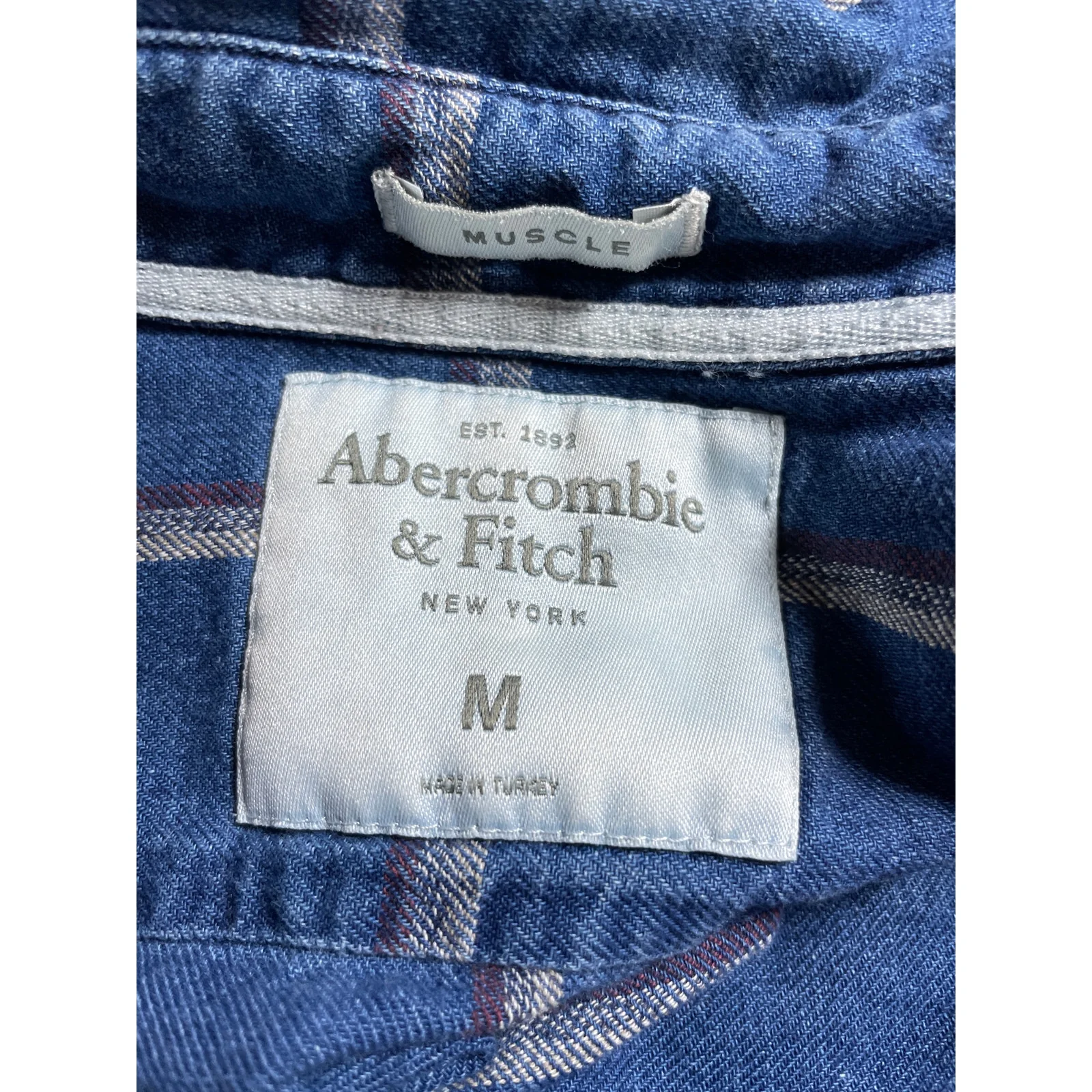 Abercrombie & Fitch Muscle Men's Blue Long Sleeve Button Down Shirt Top Size M - Image 6