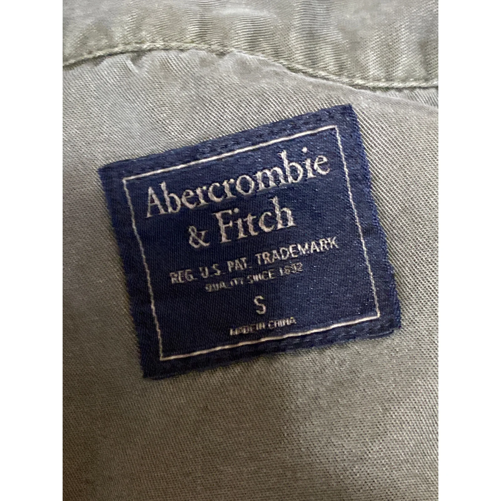 Abercrombie & Fitch Olive Green Short Sleeve Drawstring Button Jumpsuit Romper S - Image 4