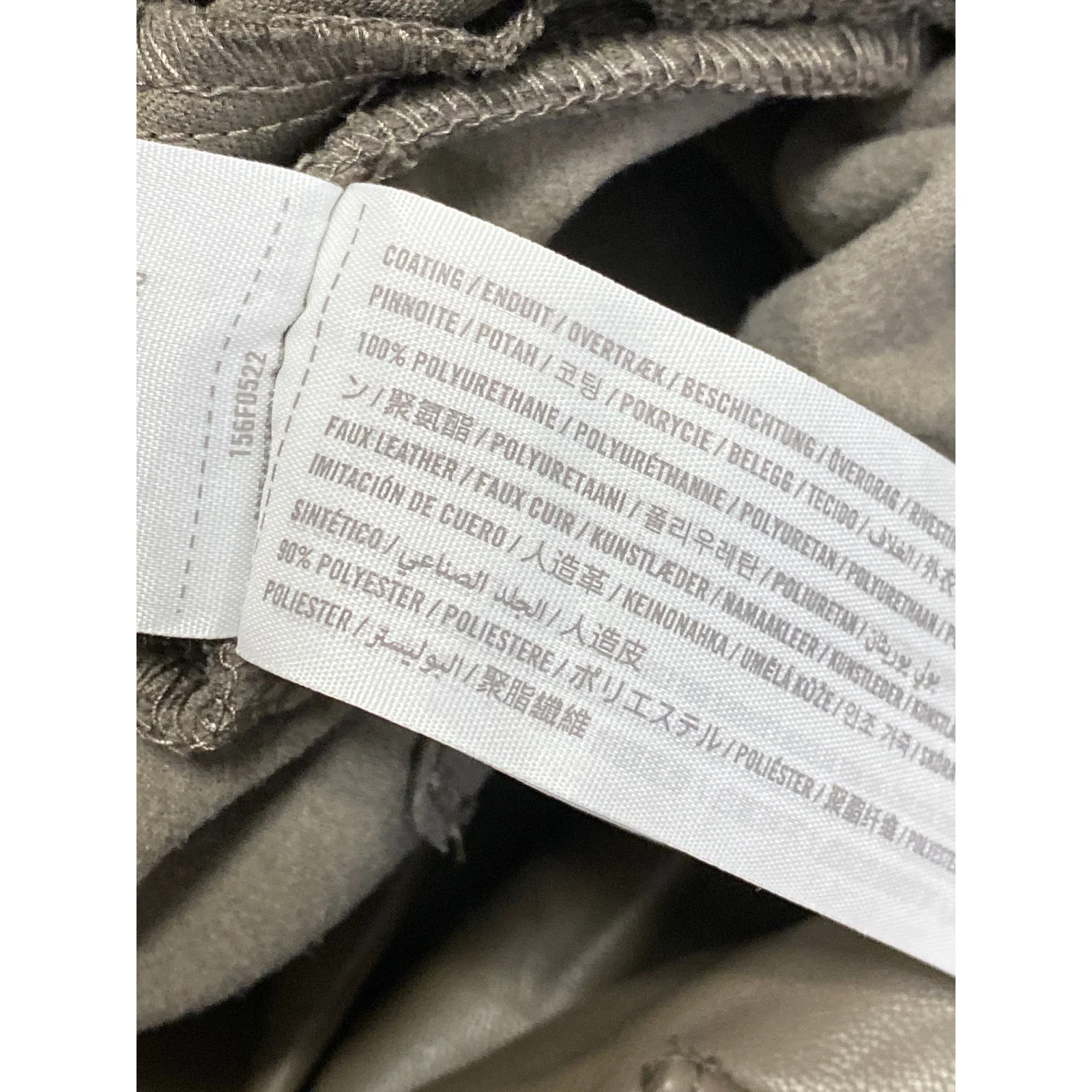 Abercrombie & Fitch The 90s Relaxed Faux Leather Vegan Cargo High Rise Pants 32 - Image 4