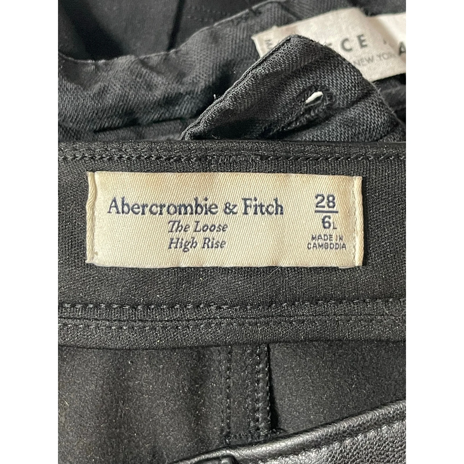 Abercrombie & Fitch The Loose High Rise Faux Leather Vegan Wide Leg Trousers 28 - Image 5