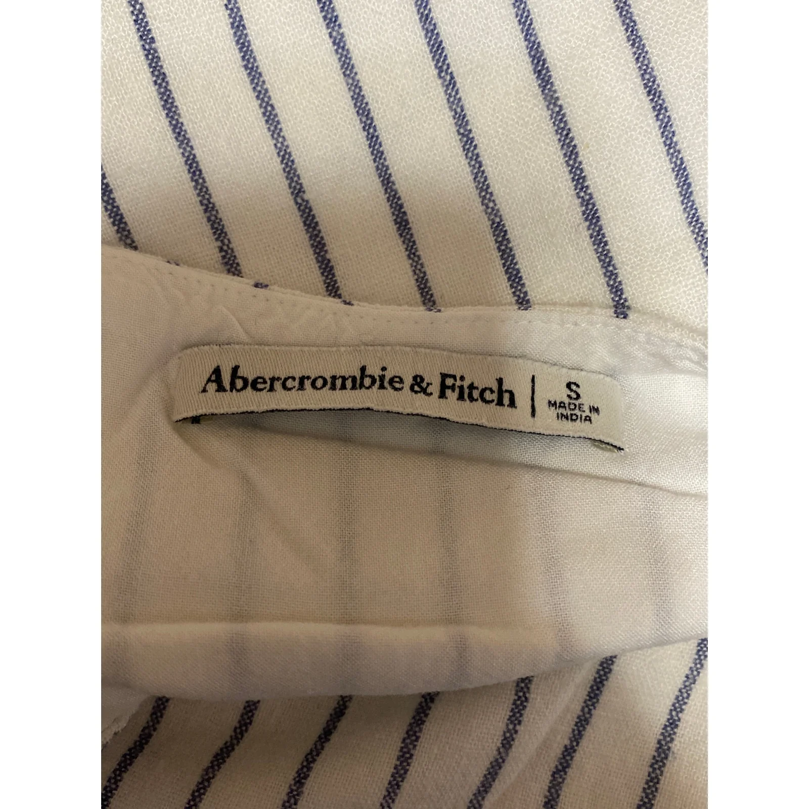 Abercrombie & Fitch White Blue Striped Sleeveless Cami Boxy Tank Crop Top Size S - Image 3