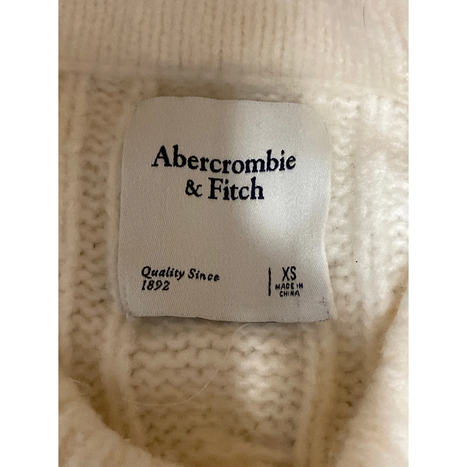 Abercrombie & Fitch Women's White Cable Knit Crewneck Long Sleeve Sweater Top XS - Image 3