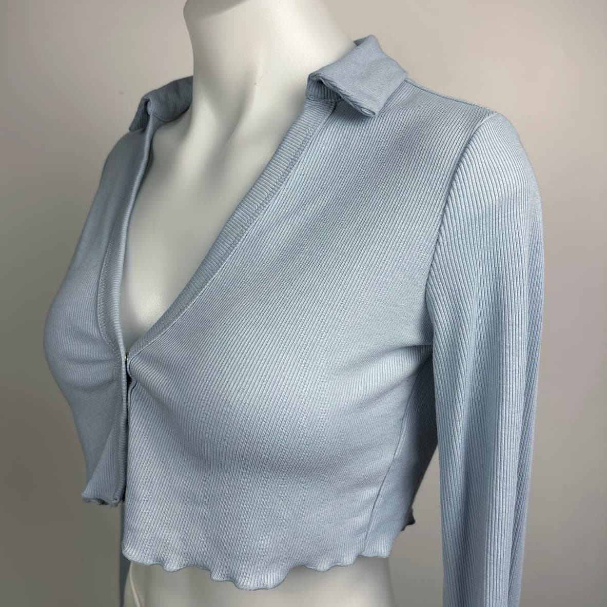 Adika Blue Ribbed Knit Snap Button Collared Long Sleeve Crop Top Shirt Blouse XS - Image 4