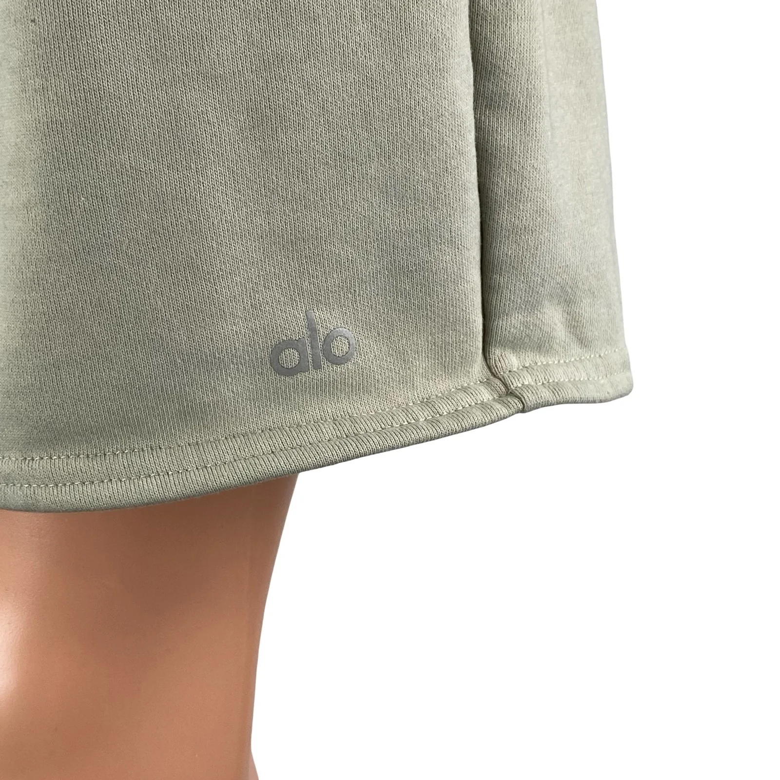 Alo Yoga Chill Men's Green Gray Gym Athletic Activewear Running Sweat Shorts S - Image 2