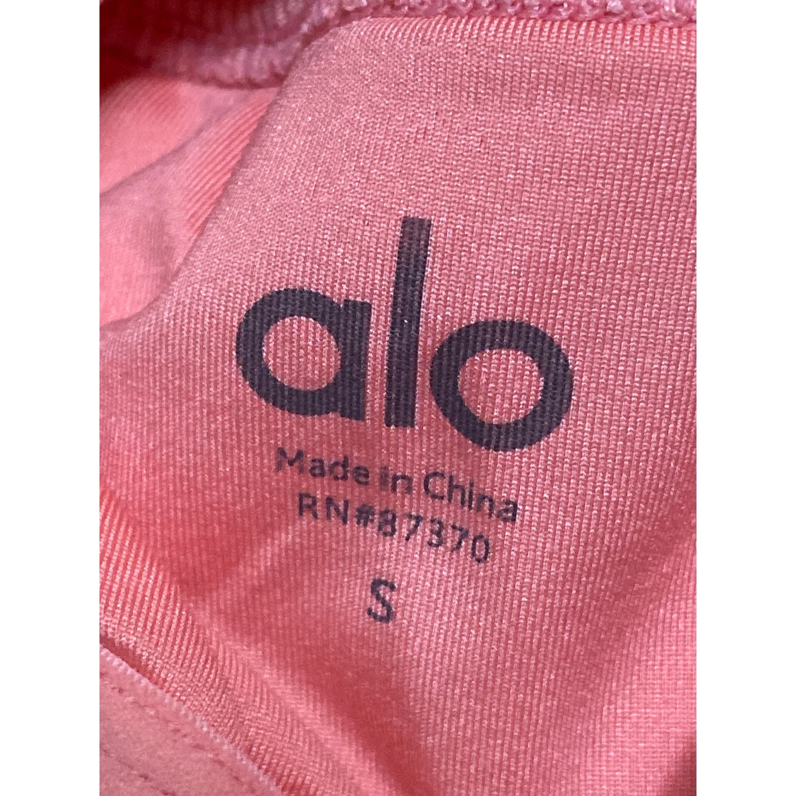 Alo Yoga Women's Coral Ribbed Knit Yoga Workout Running Athletic Crop Top Size S - Image 6