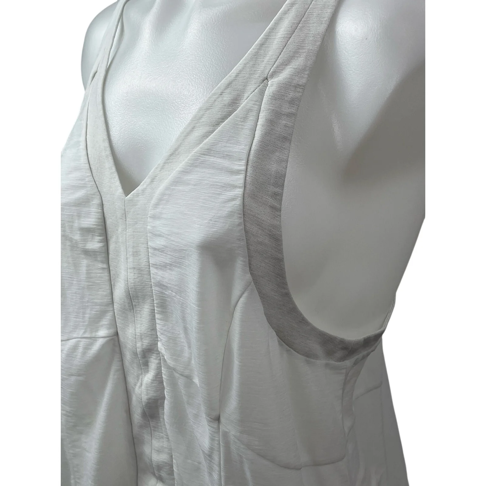Alo Yoga Women's White V Neck Sleeveless Sports Athletic Activewear Tank Top M - Image 5