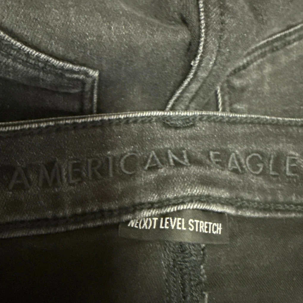American Eagle Next Level Stretch Black Distressed Skinny Denim Jeans Size 4 - Image 4