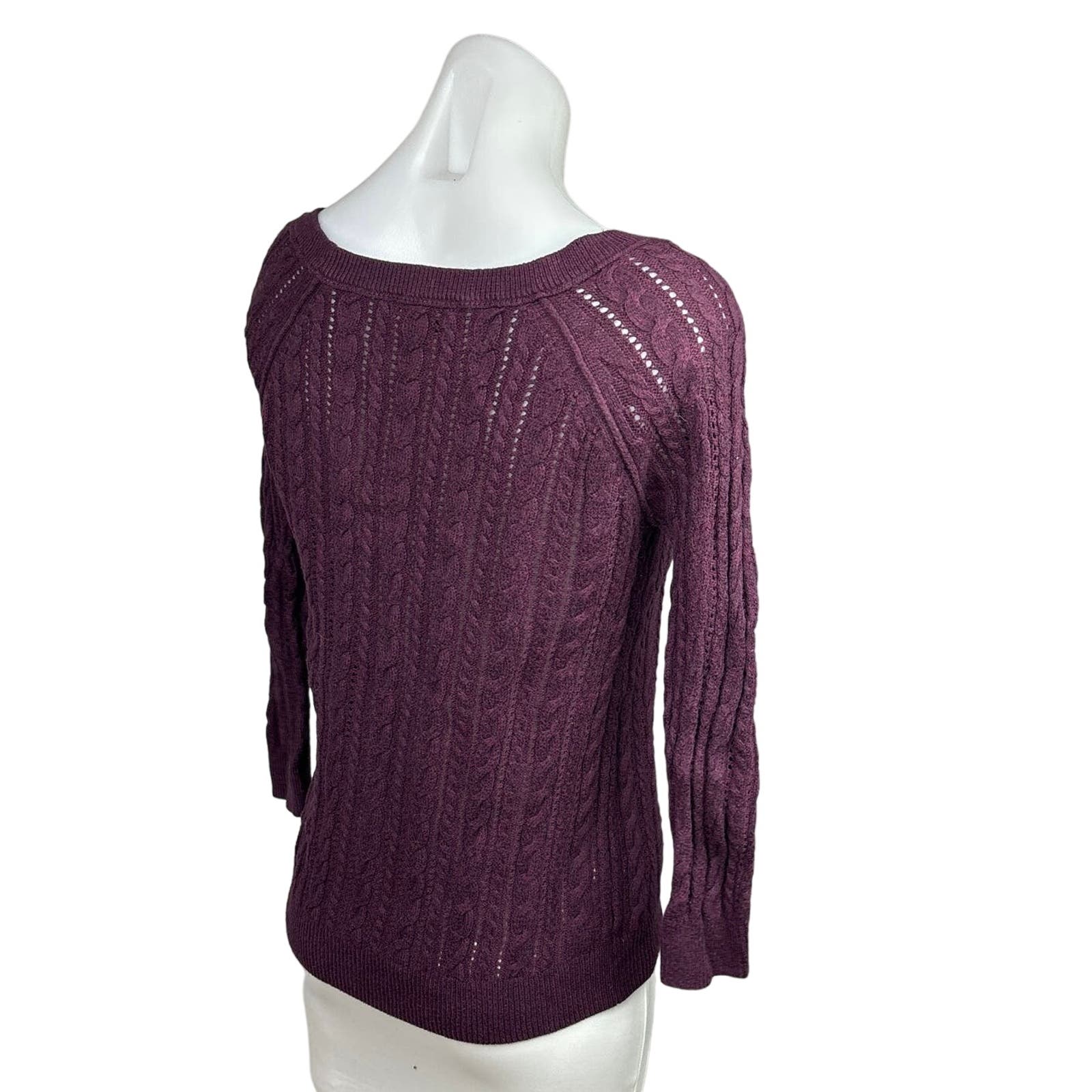 American Eagle Vintage Y2K Maroon Red Crochet Cable Knit Pullover Sweater Sz XS - Image 3