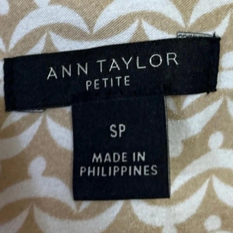 Ann Taylor Beige Geometric Print Ruffle V-Neck Geo Drape Front Blouse Top Sz S - Image 3