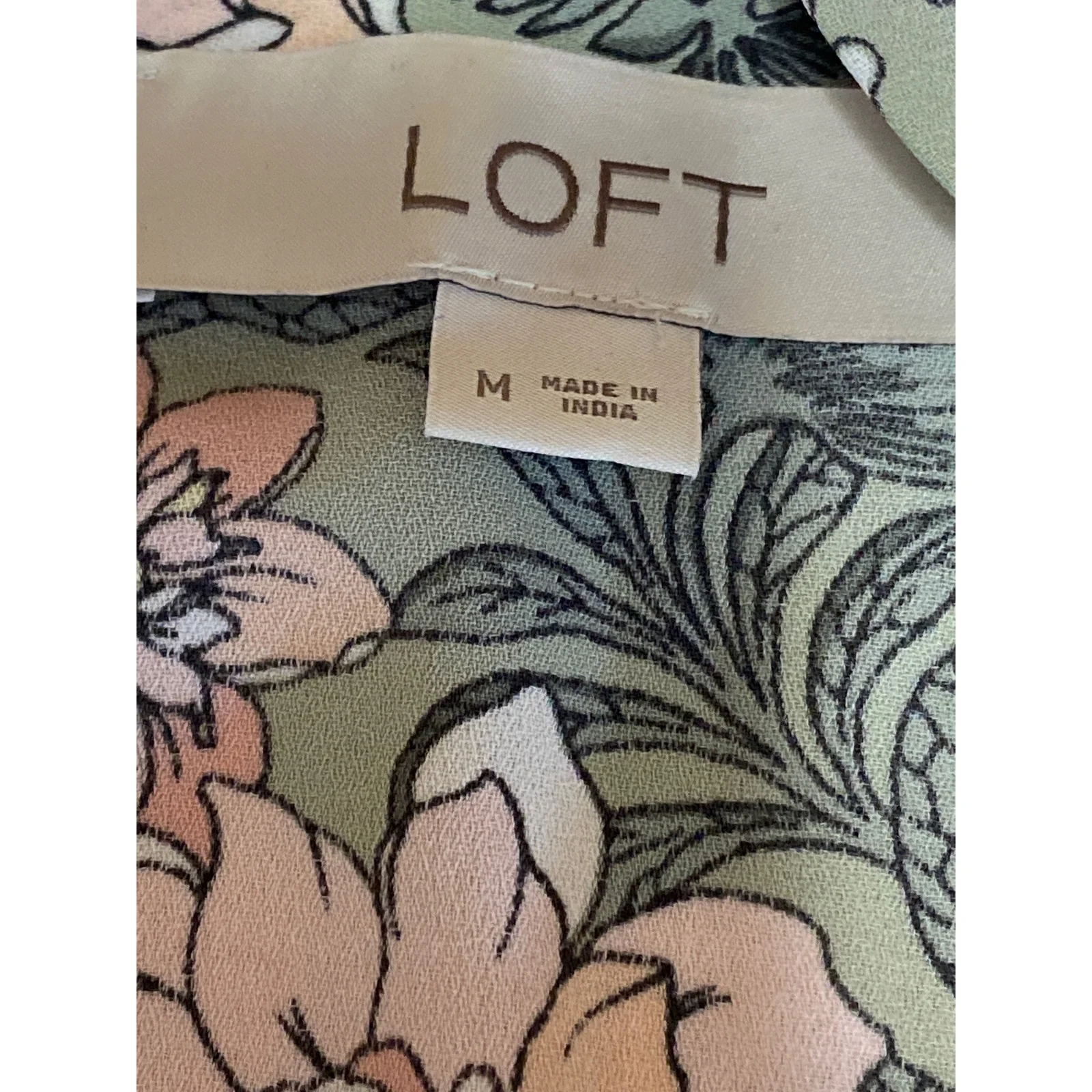 Ann Taylor LOFT Green Floral Ruffle Sleeve Tie Neck Bow Shirt Blouse Top Size M - Image 3