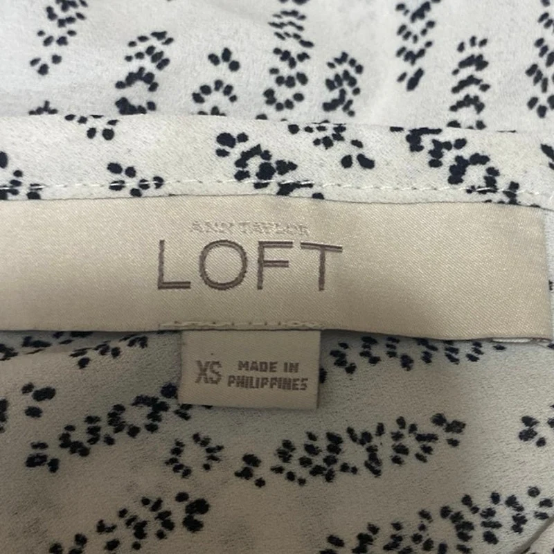Ann Taylor LOFT White Black Abstract Long Sleeve Button Down Blouse Top Size XS - Image 3