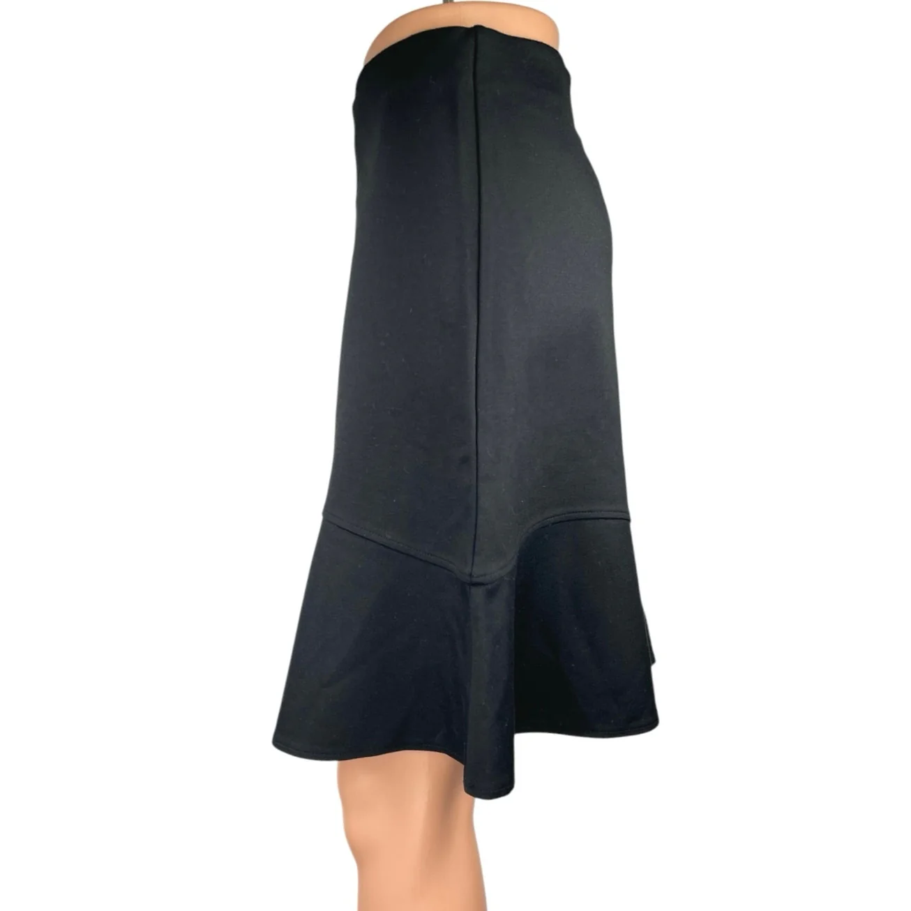 Ann Taylor LOFT Women's Black Casual Pull On Mini A-Line Flared Skirt Sz M Tall - Image 2