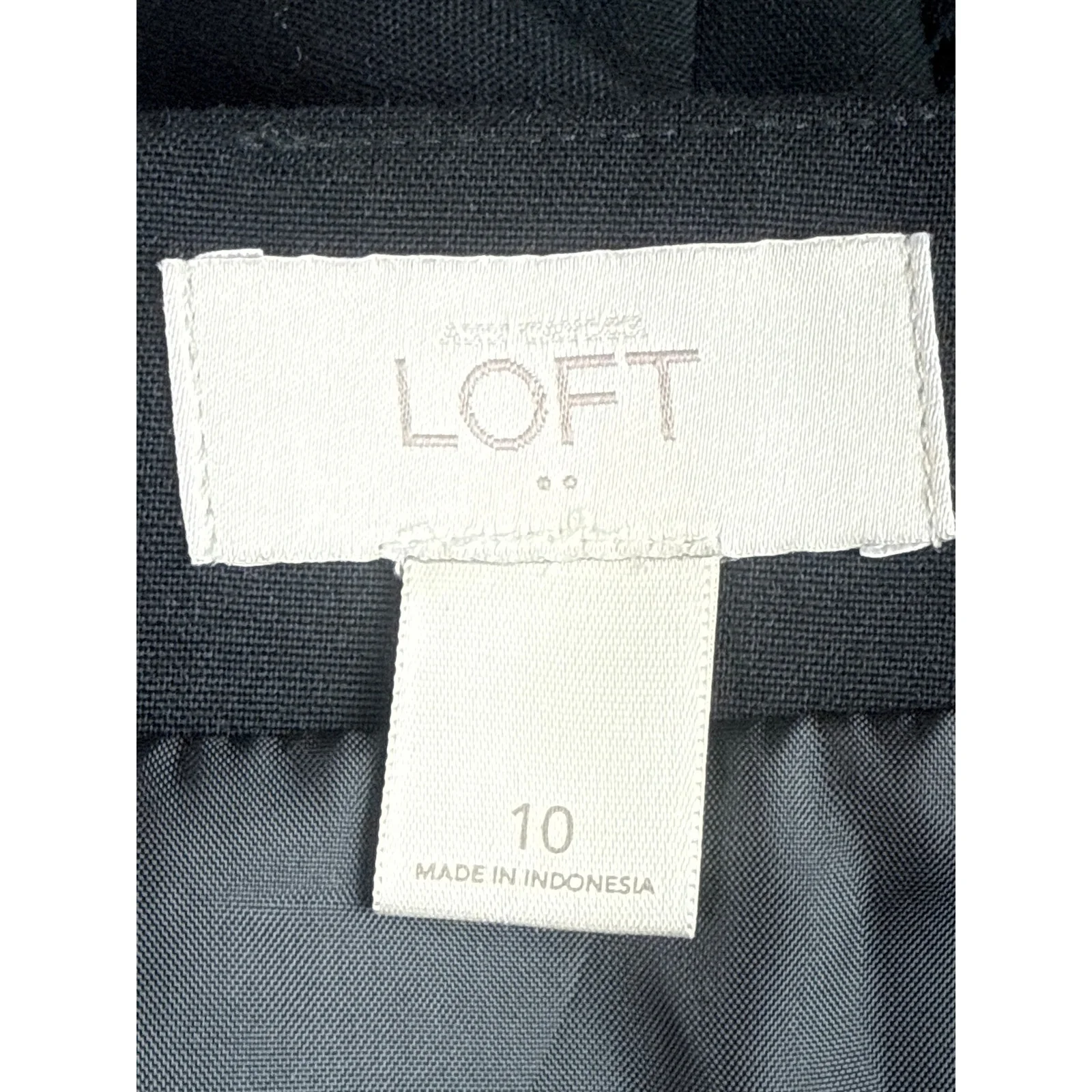 Ann Taylor LOFT Women's Black High Waist Floral Textured Mini Pencil Skirt Sz 10 - Image 4
