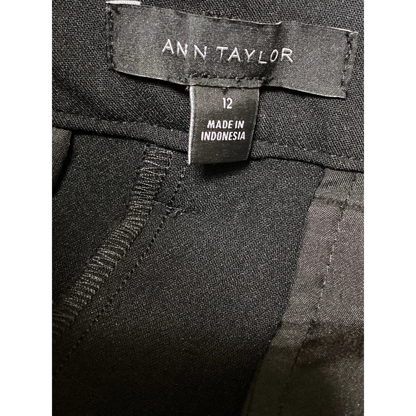 Ann Taylor Women's Black High Waisted Pleated Straight Trousers Pants Size 12 - Image 4