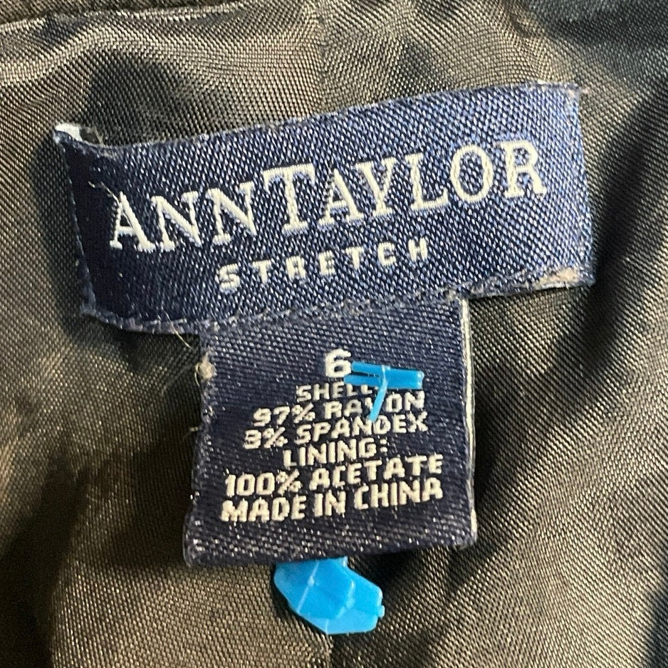 Ann Taylor Women's Black Long Sleeve Collared Button Down Shirt Jacket Size 6 - Image 4