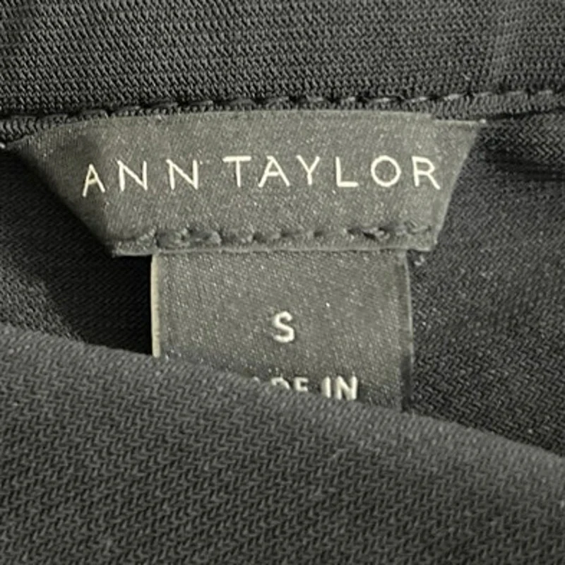 Ann Taylor Women's Black Sleeveless Notch V Neck Tank Blouse Shirt Top Size S - Image 3