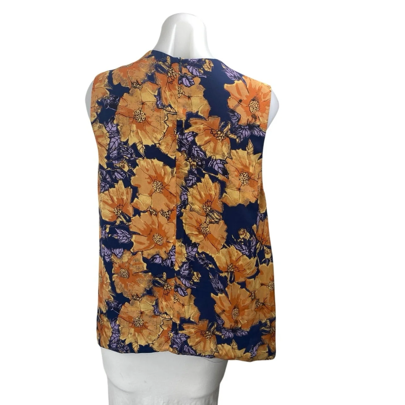 Aritzia Babaton Hopkins Multicolor Floral Sleeveless Crew Neck Tank Blouse Top L - Image 2