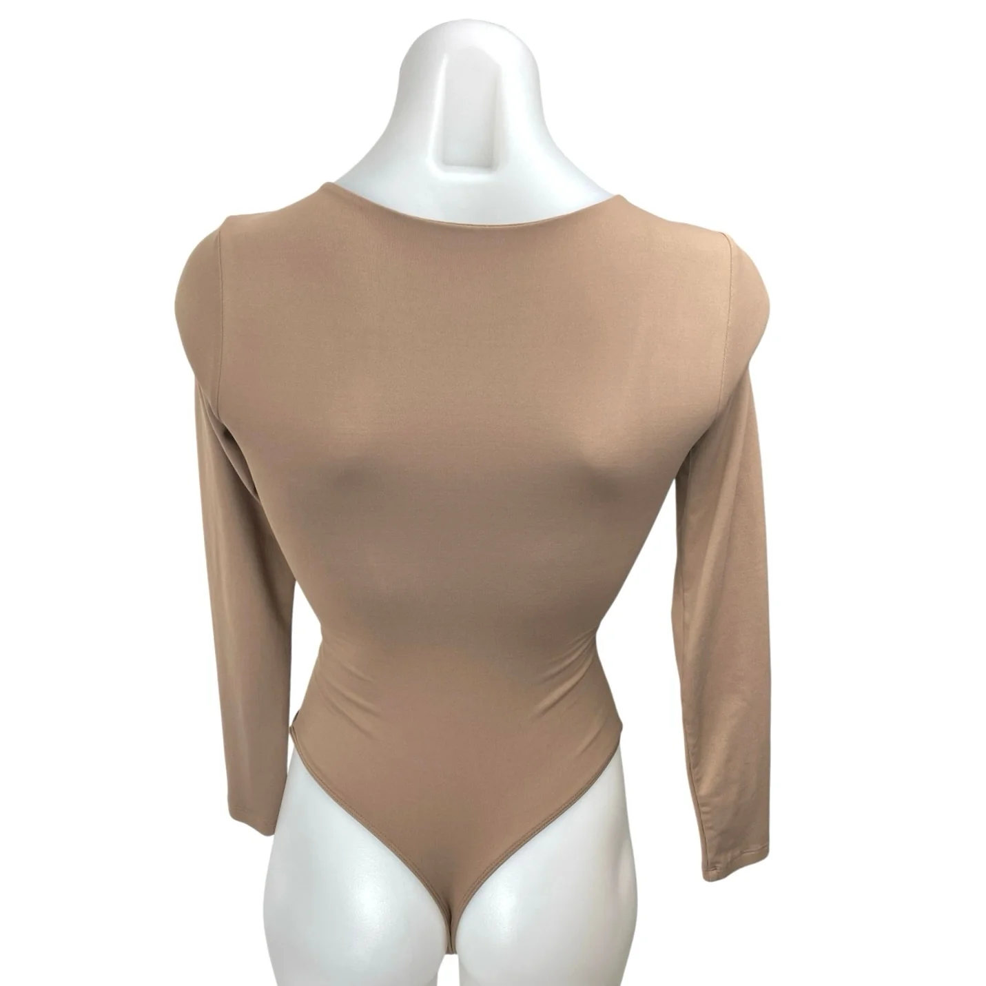 Aritzia Babaton Tan Long Sleeve Crew Neck T Shirt Thong Bodysuit Top Size XS - Image 2