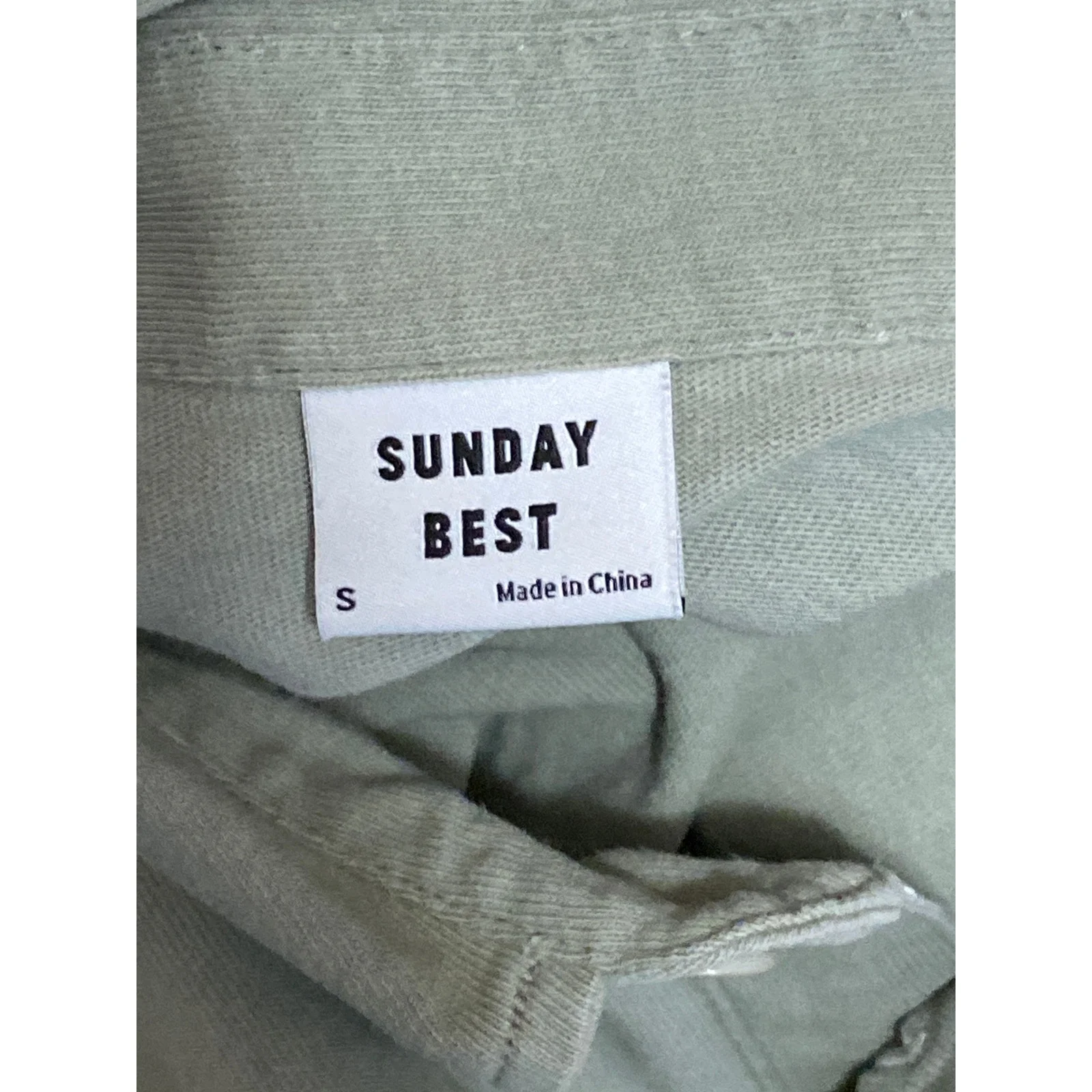 Aritzia Sunday Best Women's Green Long Sleeve Polo Cropped Shirt Top Size S - Image 5
