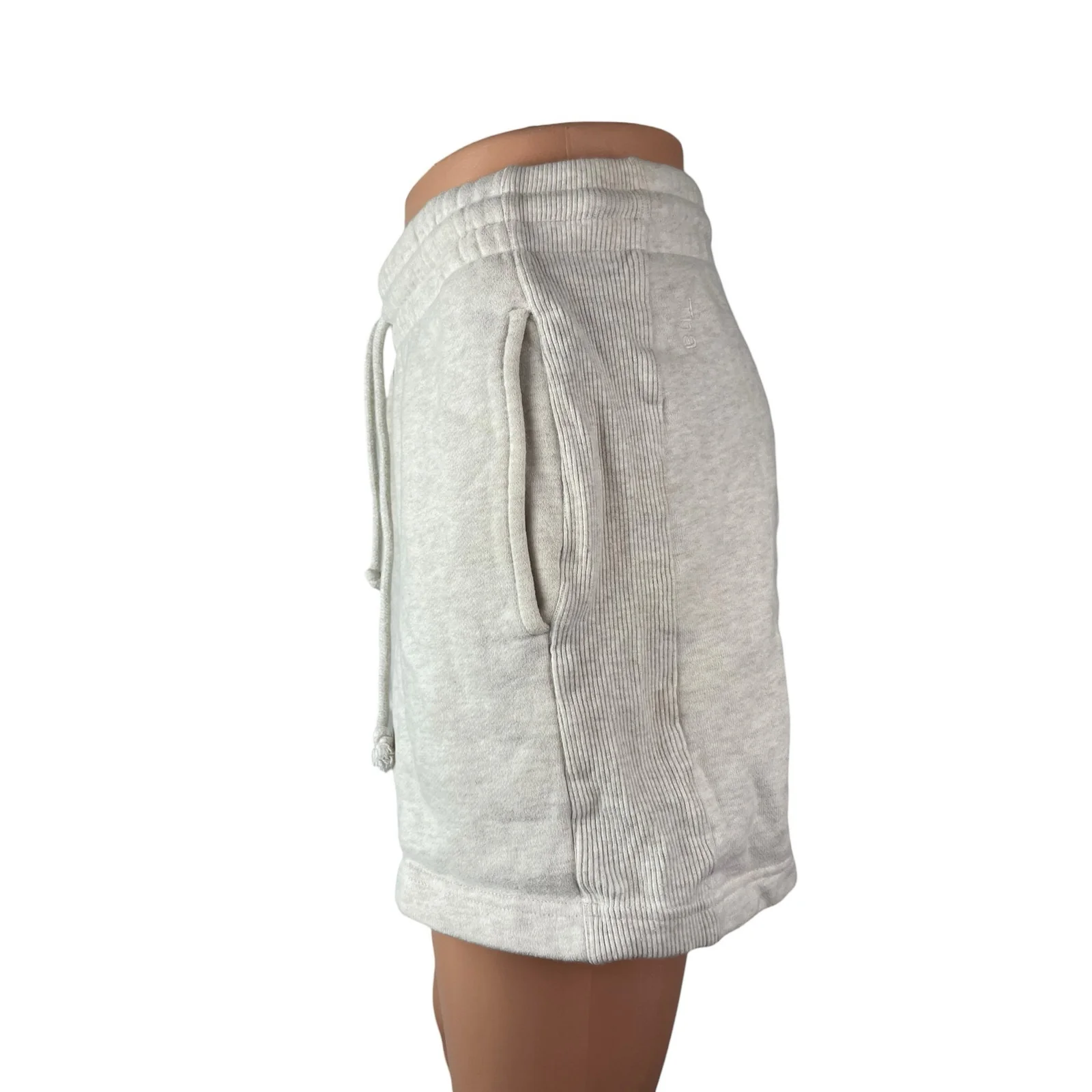 Aritzia TNA Cozy White Wide Leg Yoga Workout Athletic Activewear Sweat Shorts XS - Image 4