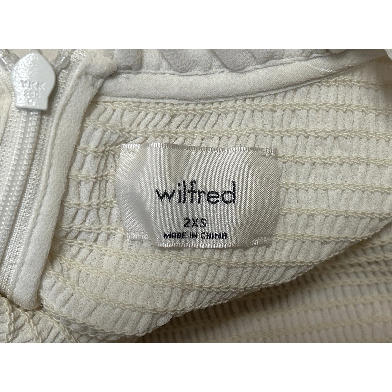 Aritzia Wilfred White Long Balloon Sleeve Smocked Mock Neck Blouse Top Size 2XS - Image 3