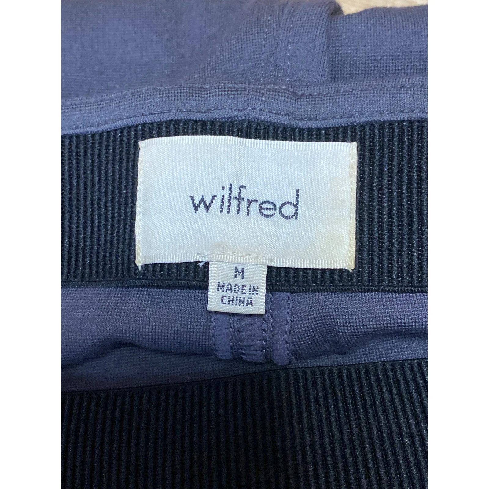Aritzia Wilfred Women's Black High Rise Business Midi Bodycon Pencil Skirt Sz M - Image 5