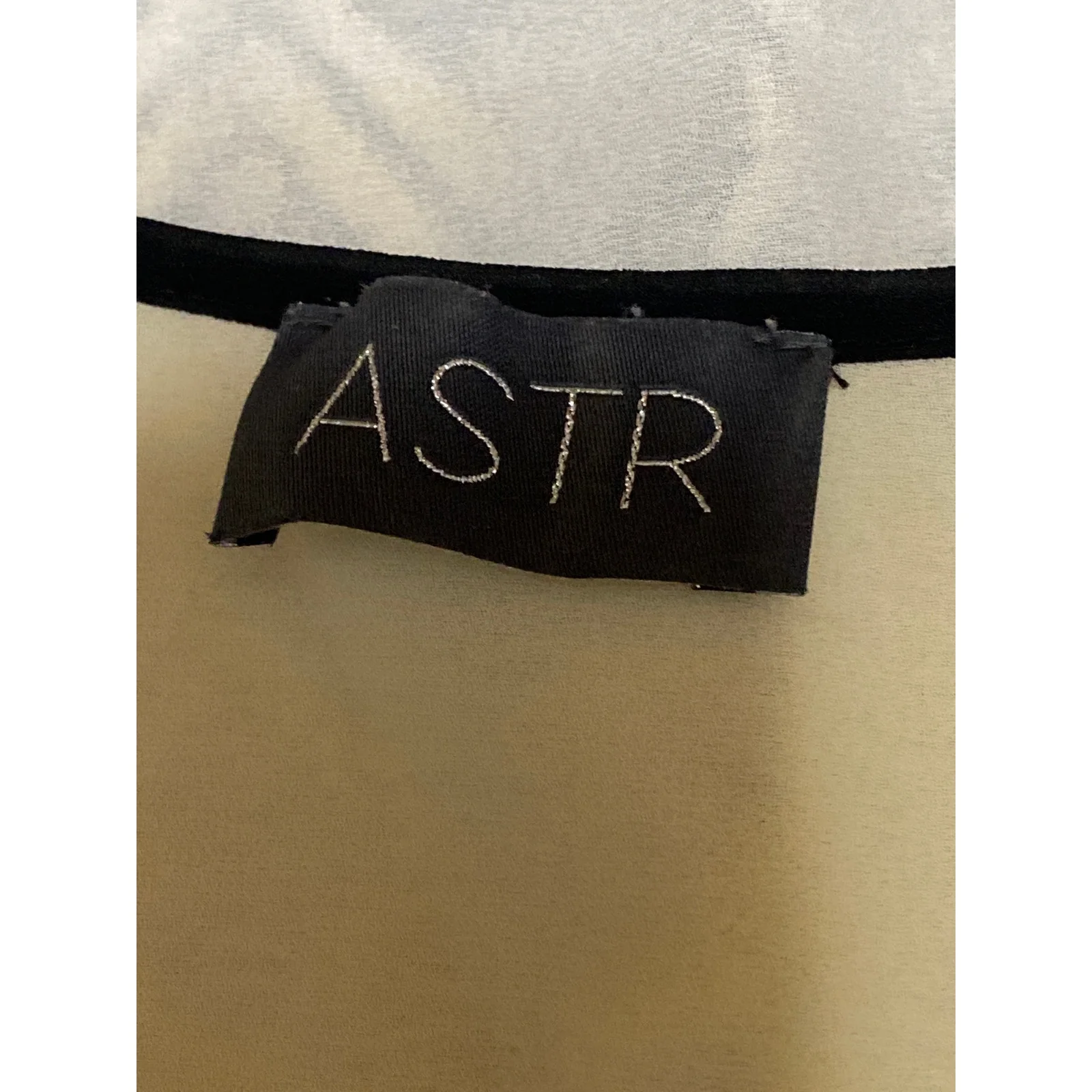 ASTR Cream Black Embroidered Argyle Sleeveless Scoop Cami Tank Blouse Top Size S - Image 5
