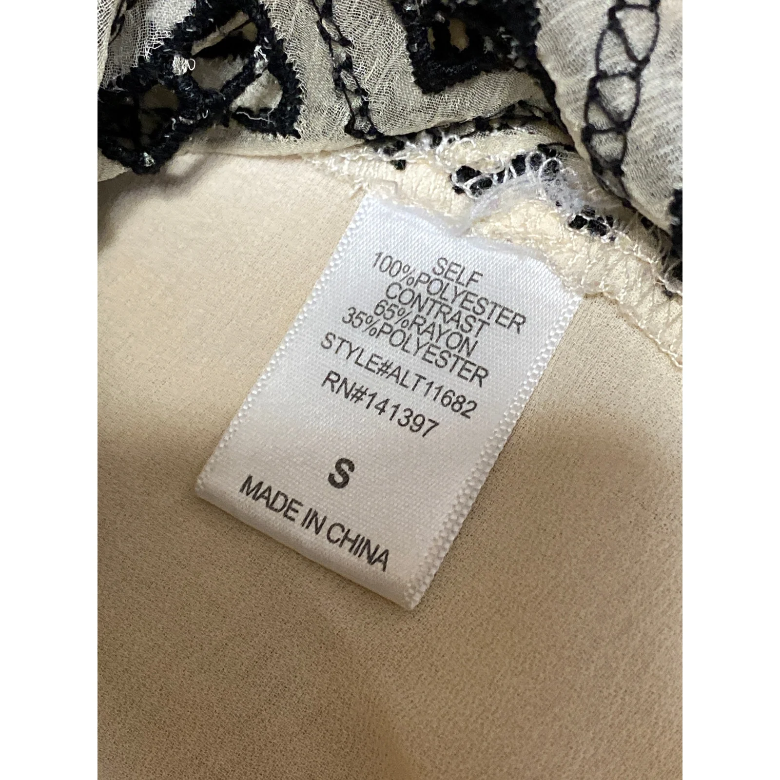 ASTR Cream Black Embroidered Argyle Sleeveless Scoop Cami Tank Blouse Top Size S - Image 6
