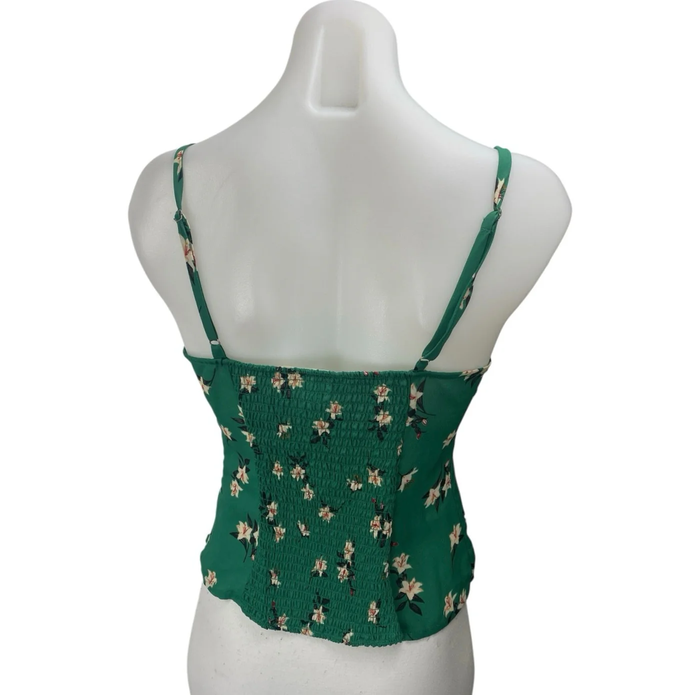 ASTR The Label Green Floral Smocked Sleeveless Cami Camisole Tank Top Size M - Image 2