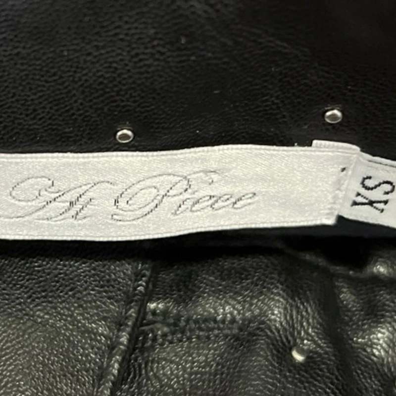 At Piece Black Studded Button Front High Waisted Edgy Pocket Casual Short Sz XS - Image 5