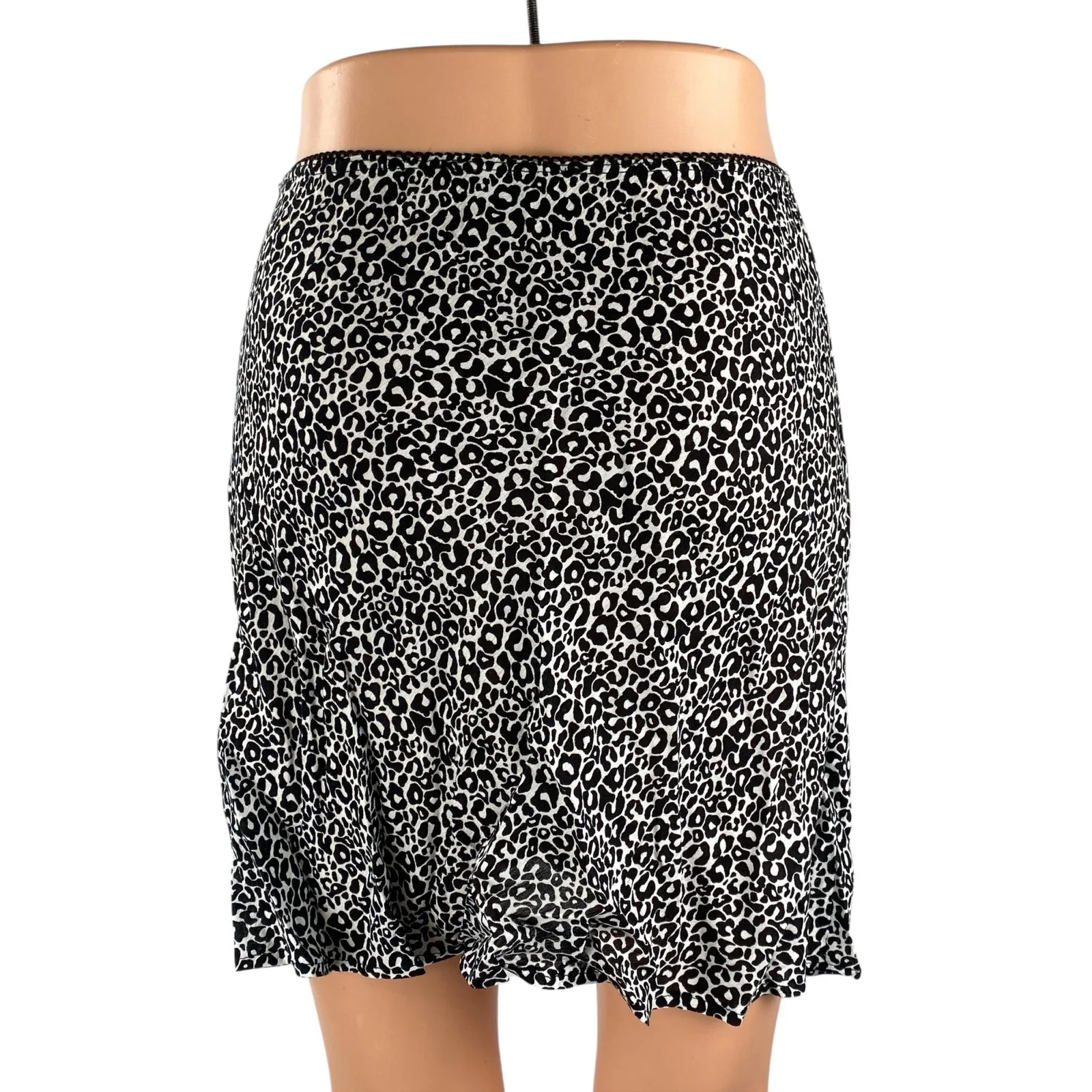 Audrey 3+1 Women's Black White Leopard Print High Rise Mini Bodycon Skirt Size S - Image 4