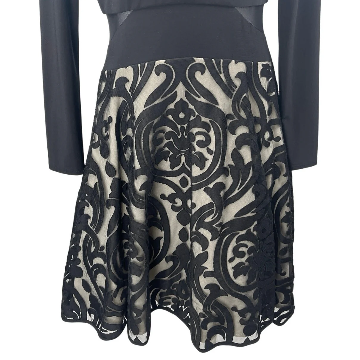 Avery G Women's Black Mesh Printed Long Sleeve V-Neck Mini Fit & Flare Dress 8 - Image 3