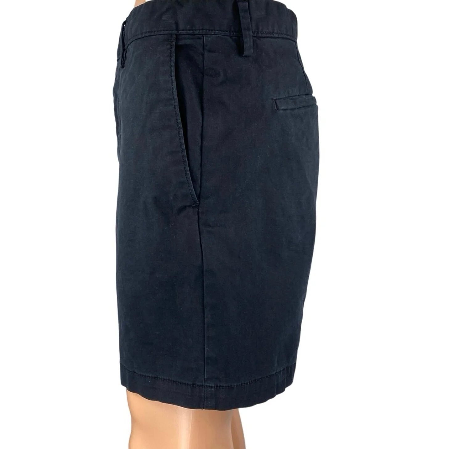 Banana Republic Lived In Men's Black Chino Khaki Bermuda Casual Shorts Size 34 - Image 2