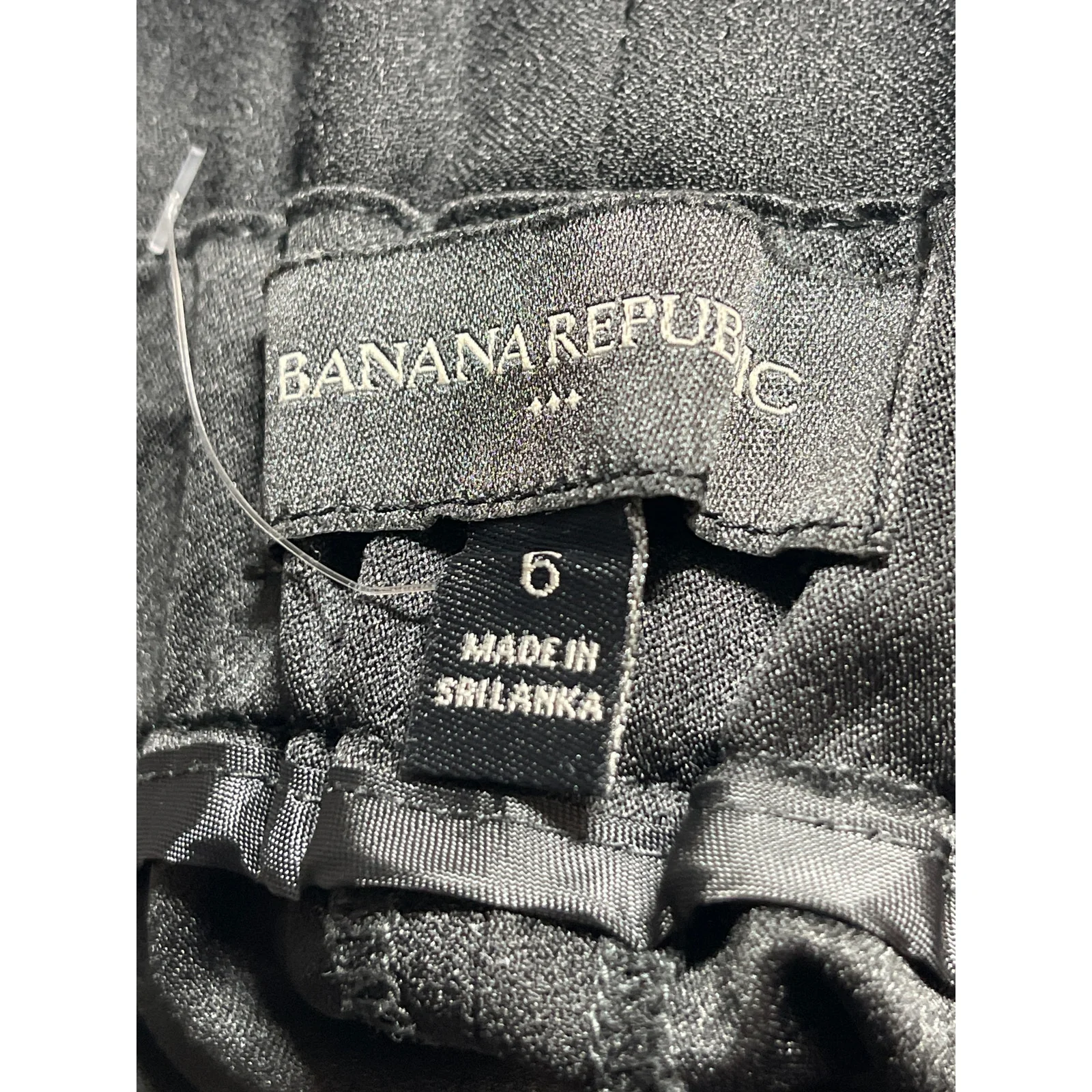 Banana Republic Women's Black Pleated High Waist Mini Wide Leg Paperbag Shorts 6 - Image 4