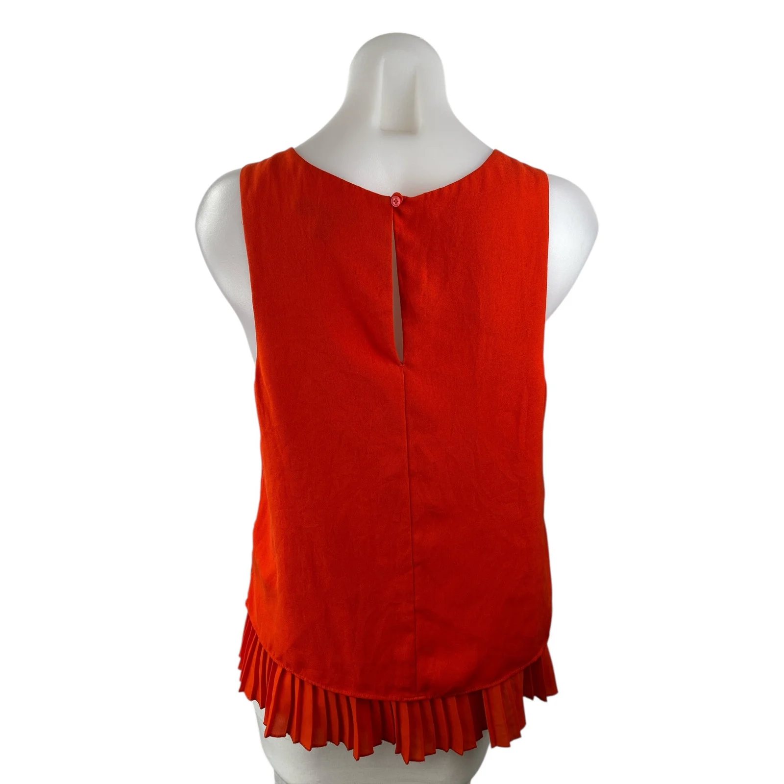Banana Republic Women's Red Sleeveless Pleated Ruffle Tank Blouse Top Size M - Image 2