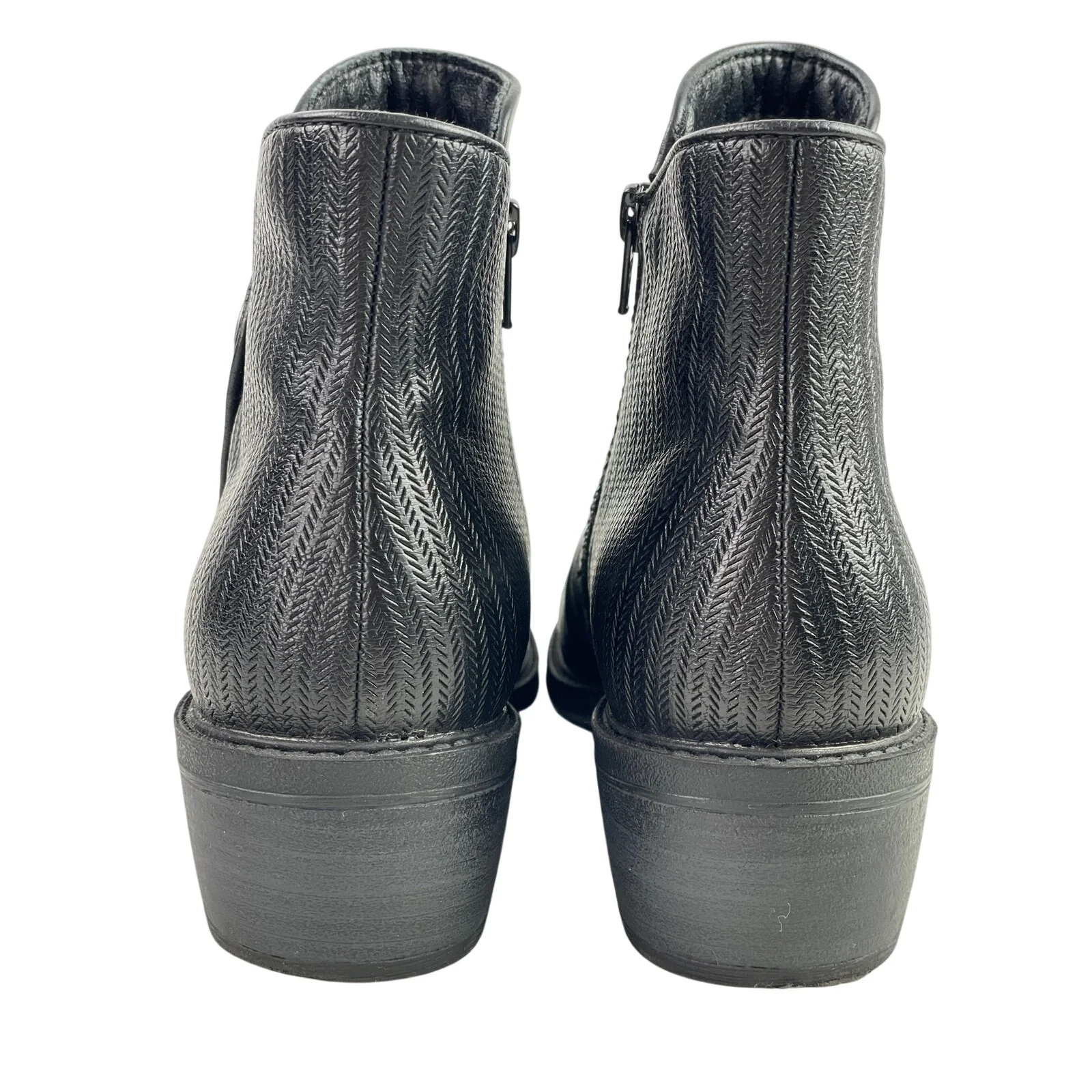 Baretraps Mackenzie Women's Faux Leather Ruched Slip On Block Heel Ankle Boots 8 - Image 3