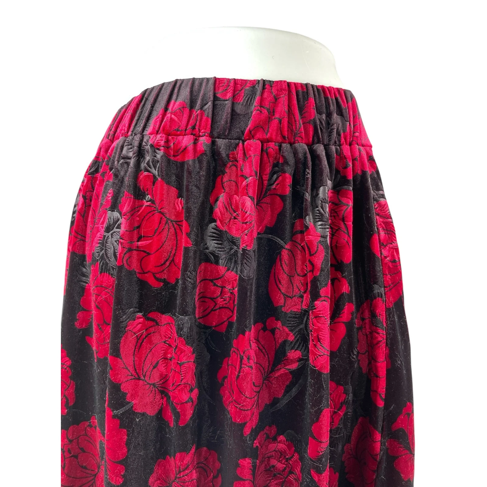 Bloomchic Women's Floral Velvet Velour High Rise Mini Flare A-Line Skirt 22/24 - Image 4