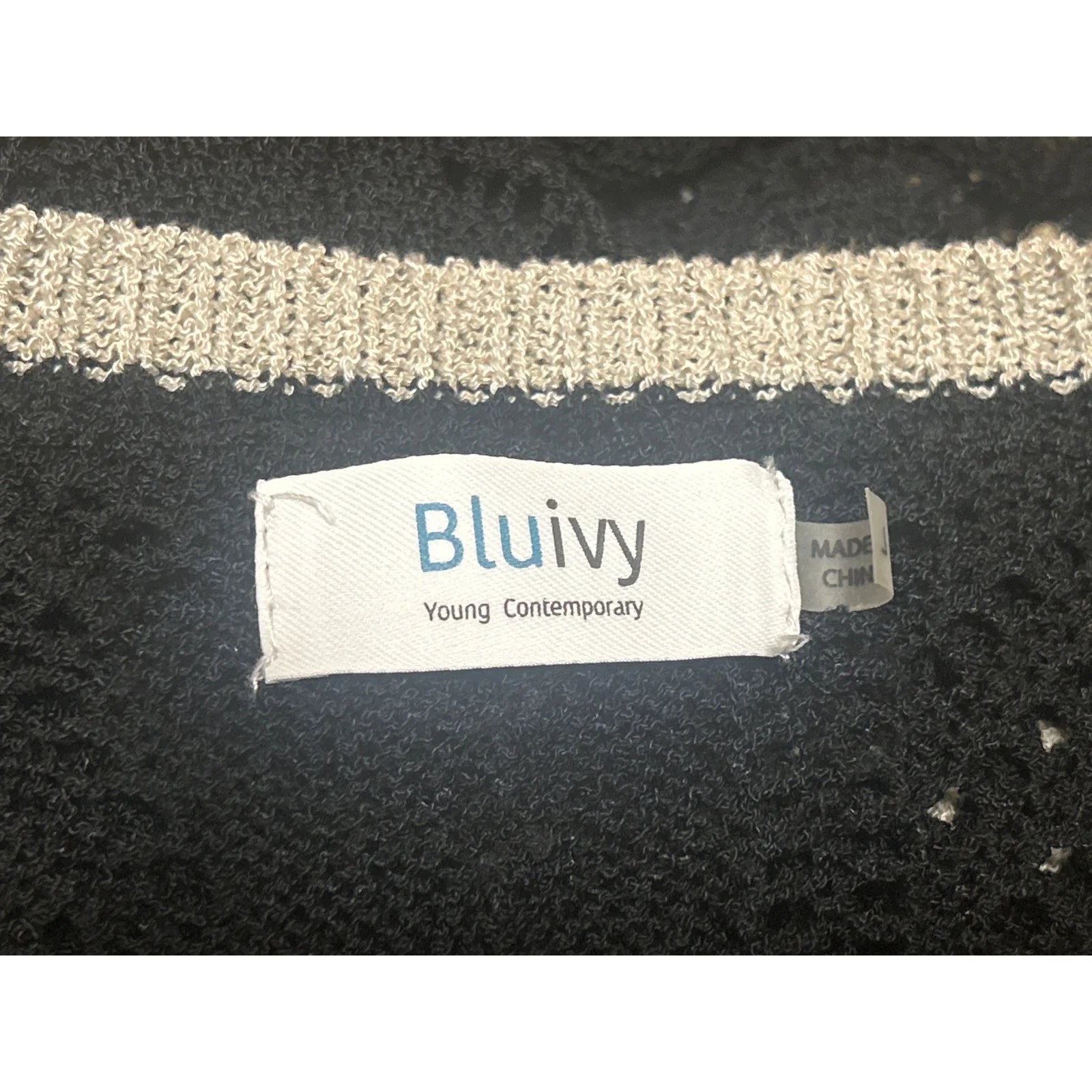 Bluivy Women's Black Open Crochet Knit Ruffle Short Sleeve Sweater Top Size L - Image 3