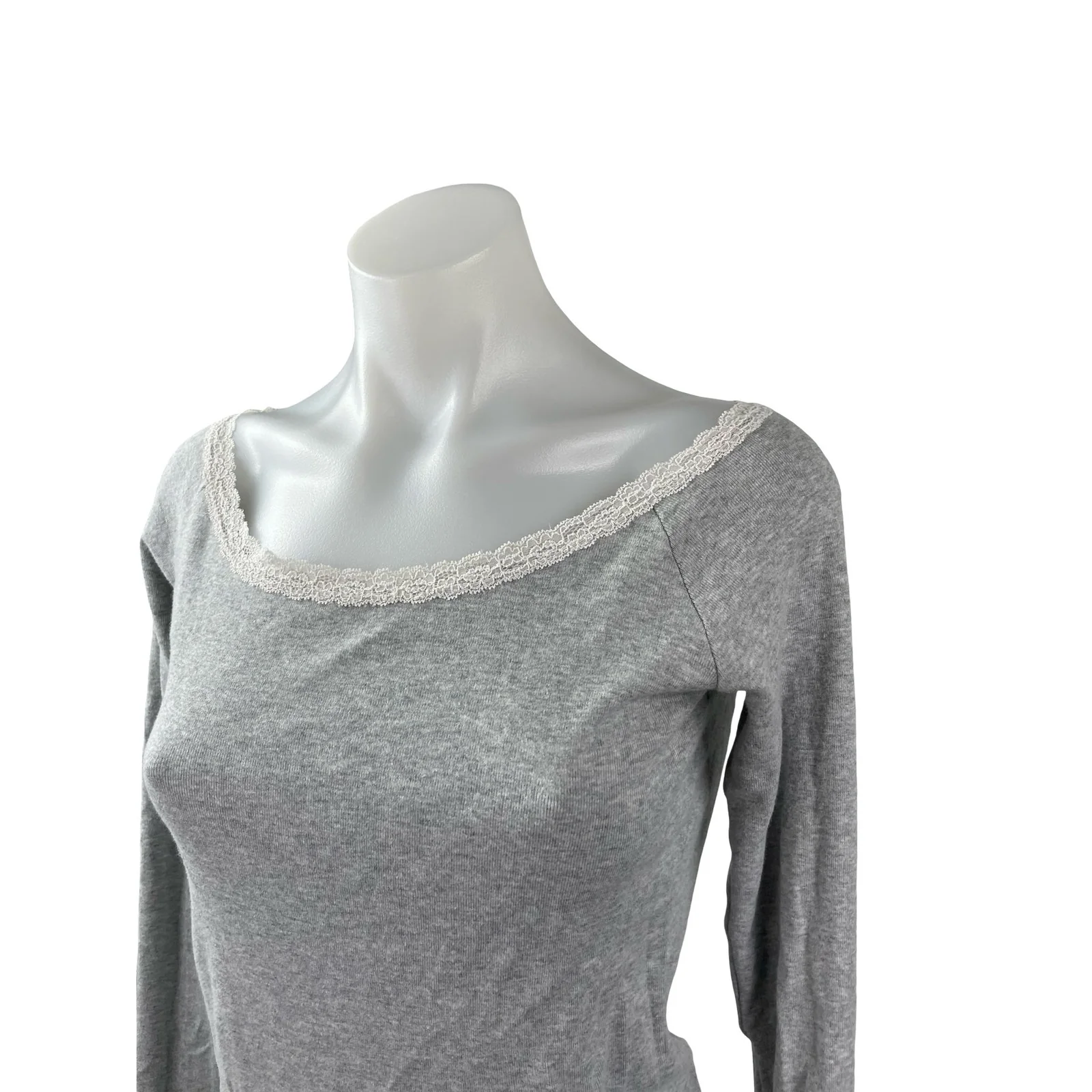 Brandy Melville Women's Gray Floral Lace Trim Knit Long Sleeve Blouse Top Size S - Image 2
