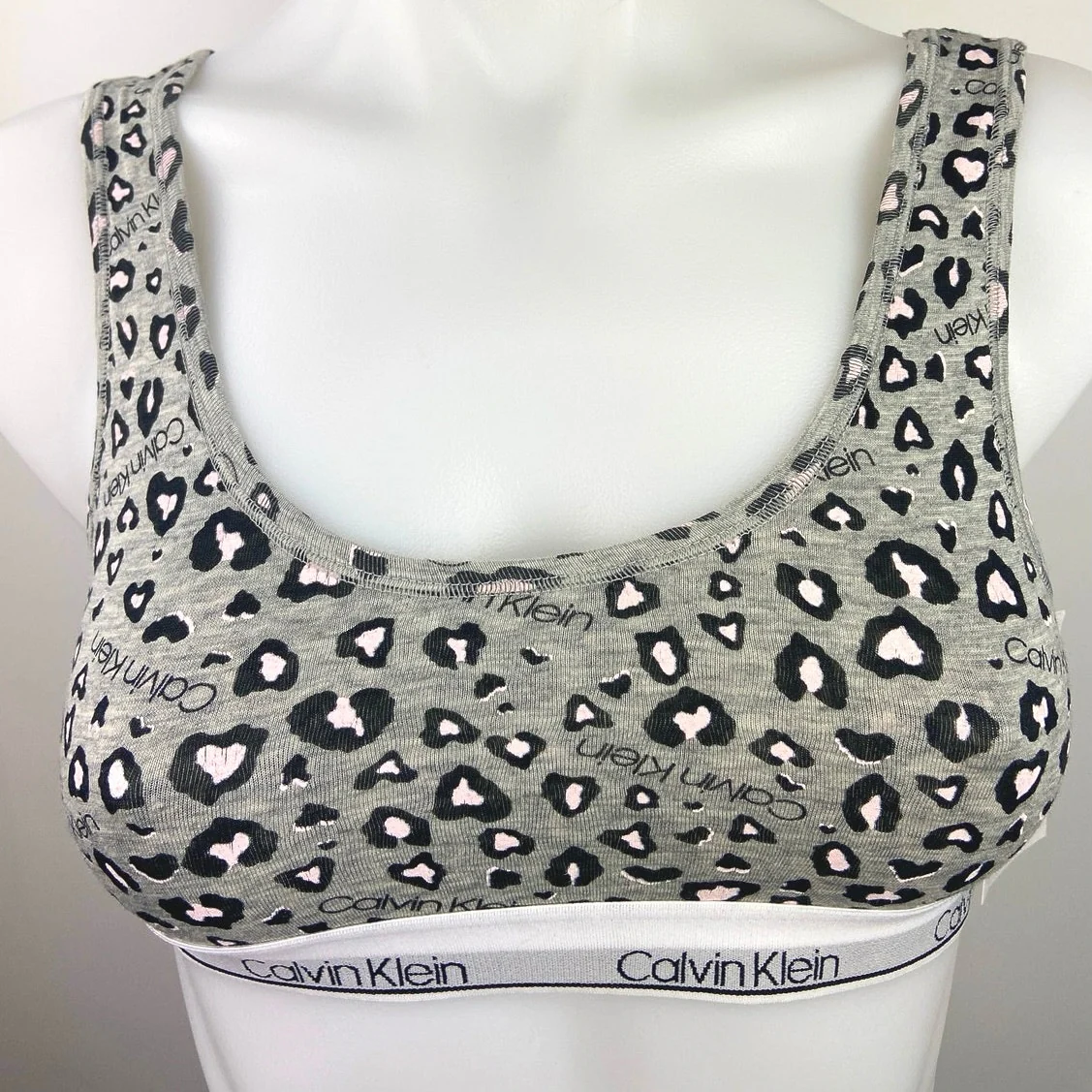 Calvin Klein NWT Gray Leopard Print Spell Out Waistband Sports Bra Top Size M - Image 4