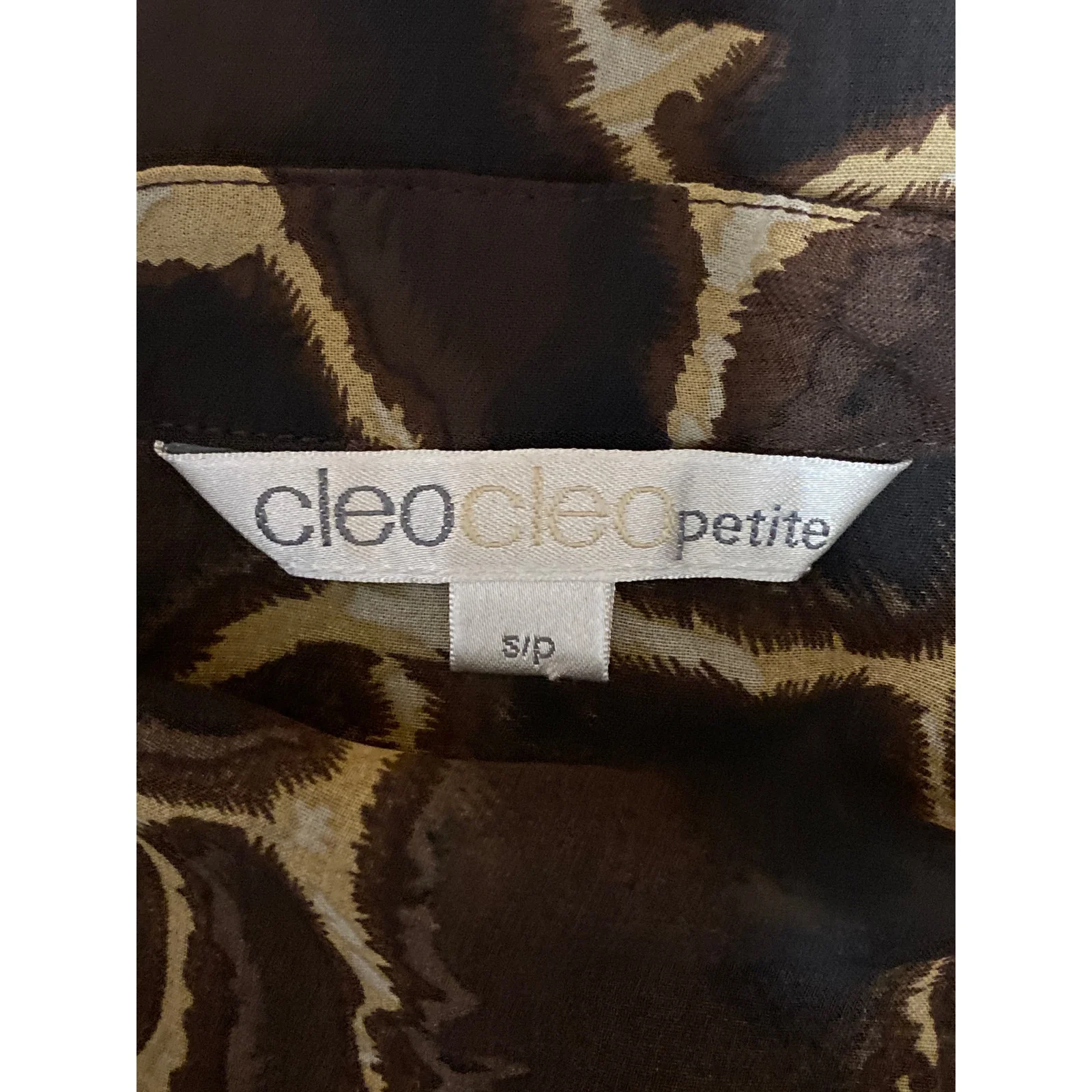 Cleo Women's Brown Printed Pletaed Long Sleeve Button Down Tunic Shirt Top S/P - Image 4