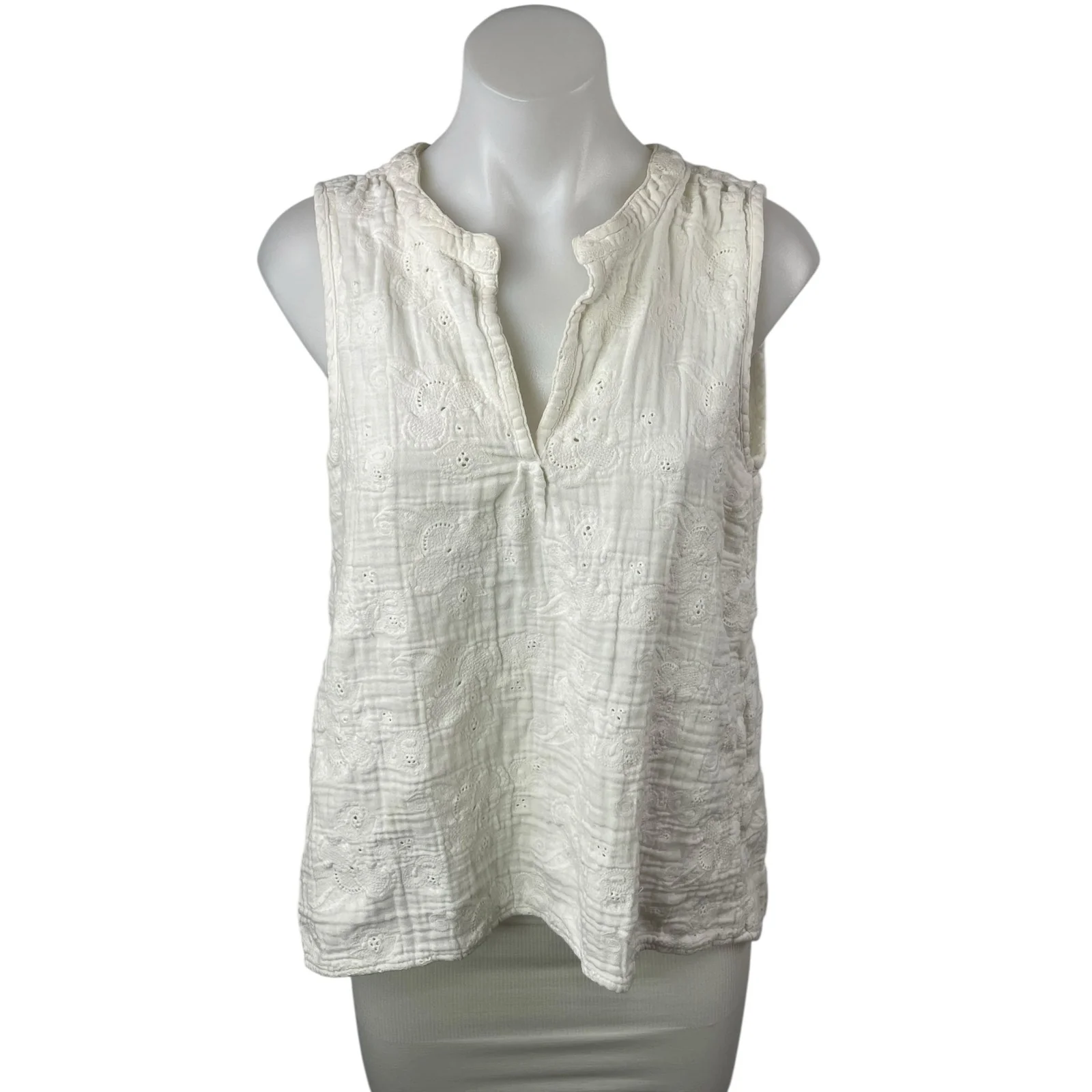 CP Shades Women's White Floral Embroidered Notch V Neck Tank Blouse Top Size S