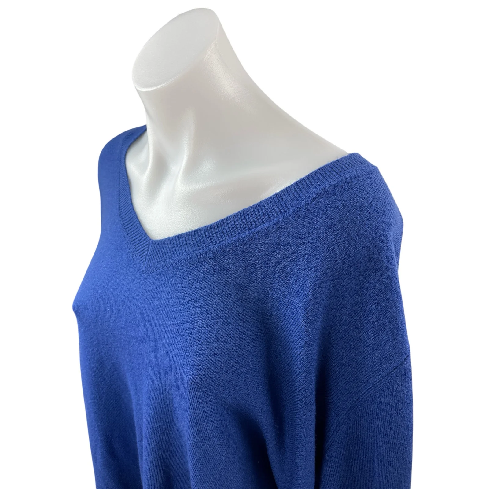 Croft & Barrow Women's Blue V Neck Long Sleeve Knit Pullover Sweater Top Size 3X - Image 2