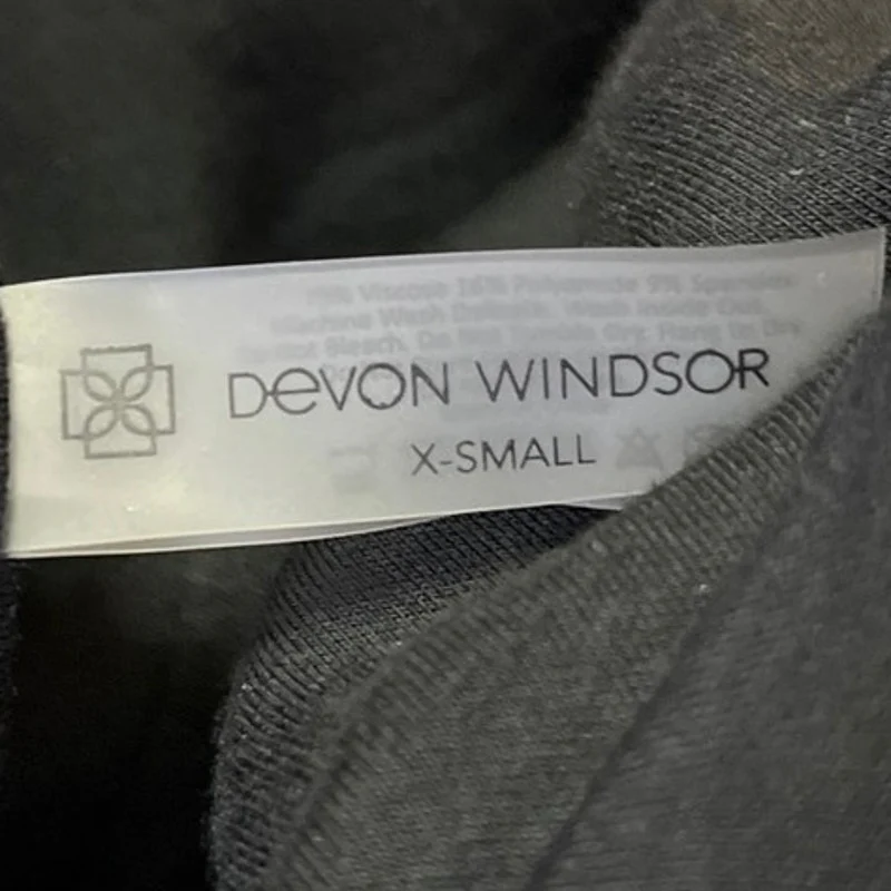 Devon Windsor Black Long Sleeve Pullover Cropped Hooded Hoodie Sweatshirt Top XS - Image 3